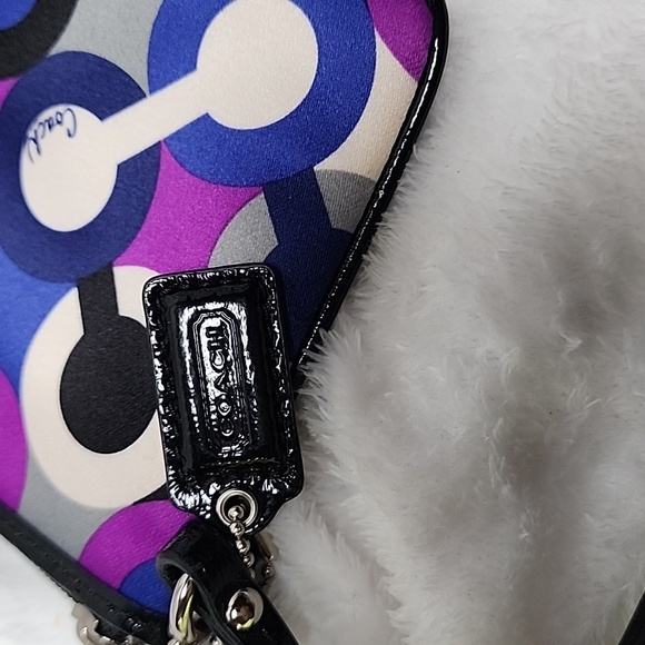 Vintage Coach Poppy Satin Fabric Wristlet - Picture 4 of 8